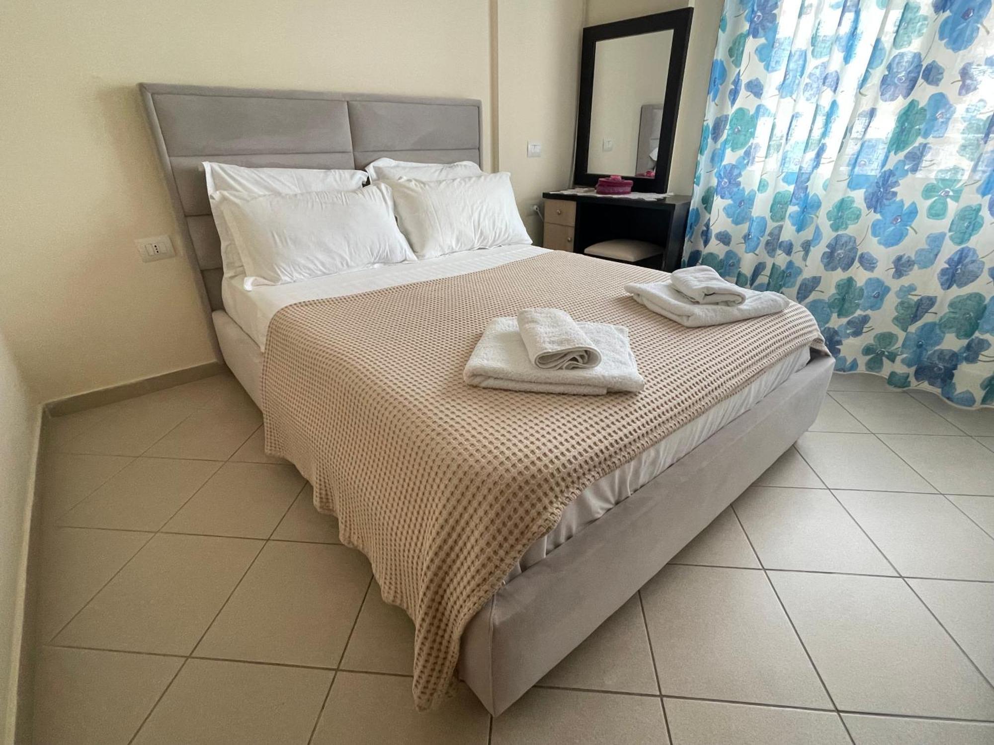 Ioanian Blue Apartament Himare Exterior photo